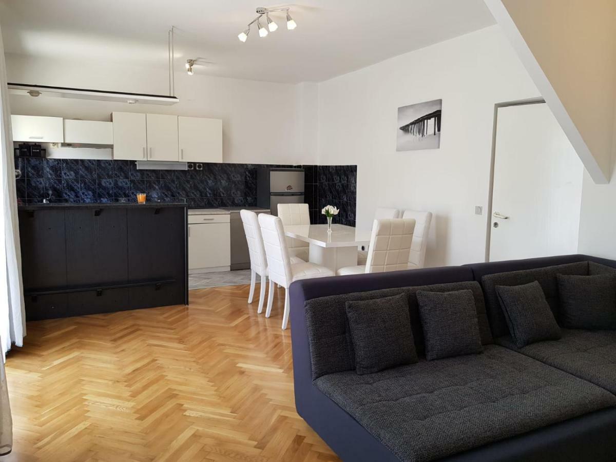 Apartment Mate Kastela Ngoại thất bức ảnh