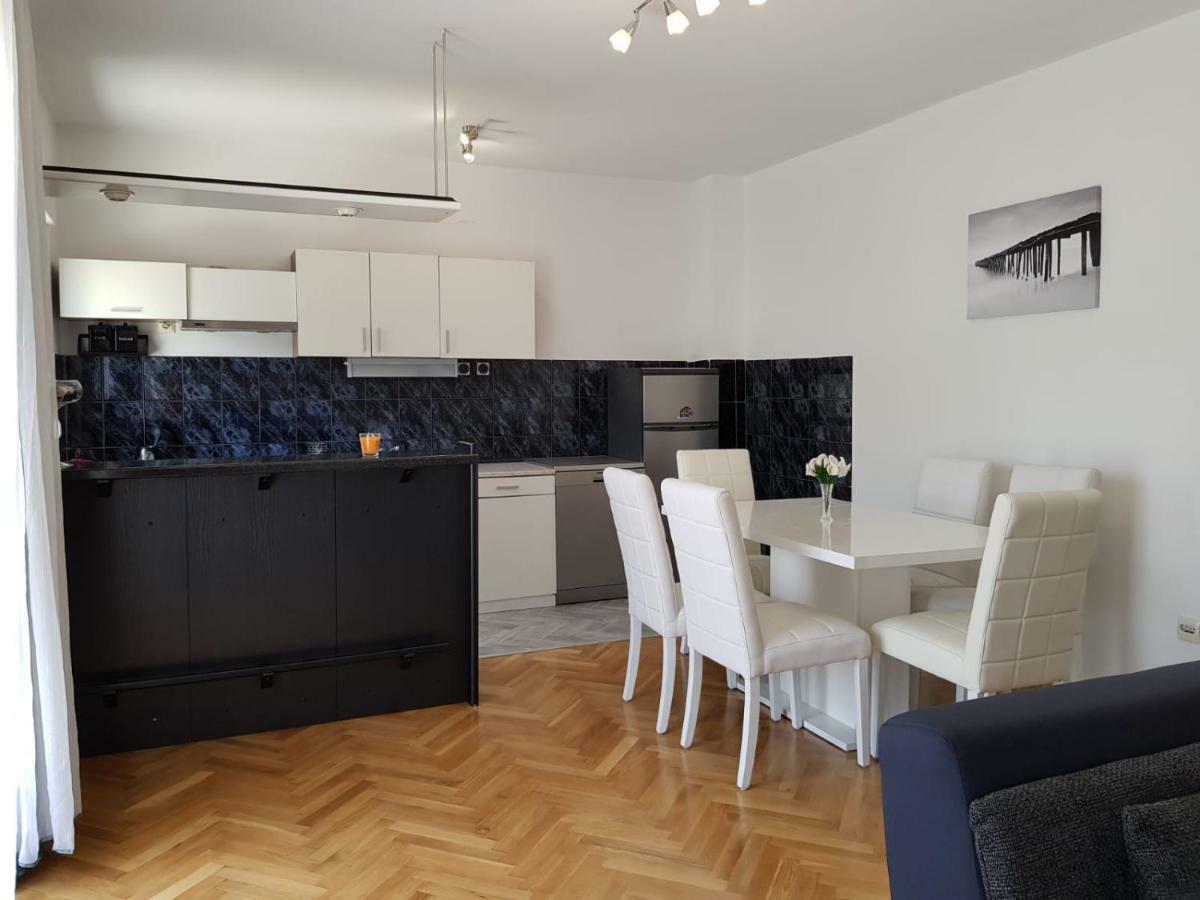Apartment Mate Kastela Ngoại thất bức ảnh